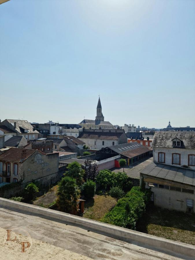 Appartamento LE BELVEDERE vue Pyrénées, familiale, centre TARBES Esterno foto